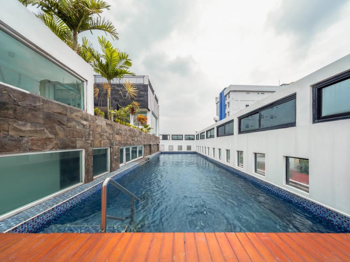 Cove Taman Aparthotel Jakarta Exterior photo