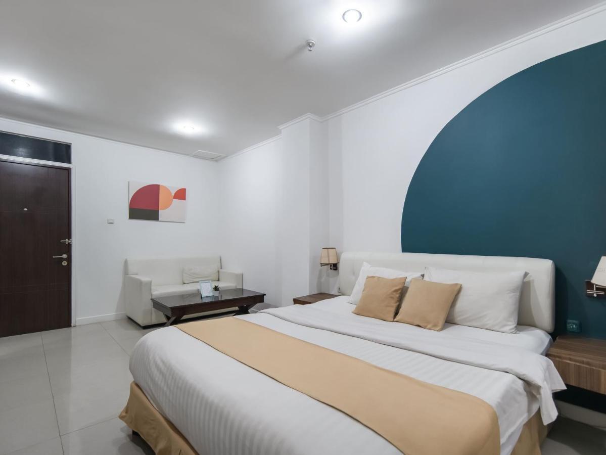 Cove Taman Aparthotel Jakarta Exterior photo